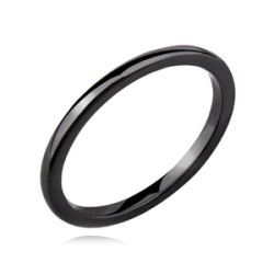 Czarny pierścionek ceramiczny 2mm